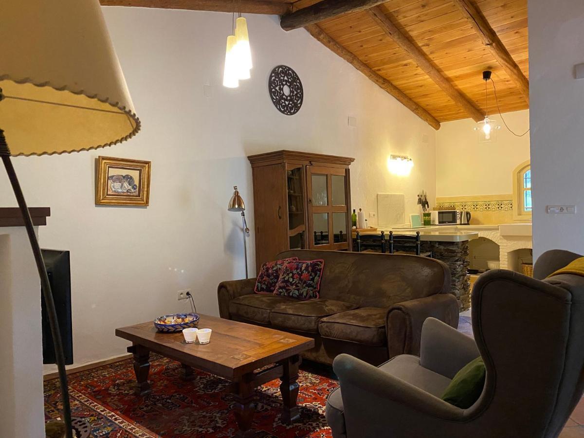 Valle Del Arroyo Casas Rurales - B&B - Solo Adultos Cortelazor Exterior photo